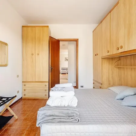 For Families And Friends Near Lerici! Apartment
