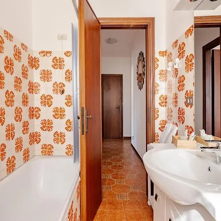 Apartment For Families And Friends Near Lerici! Ameglia